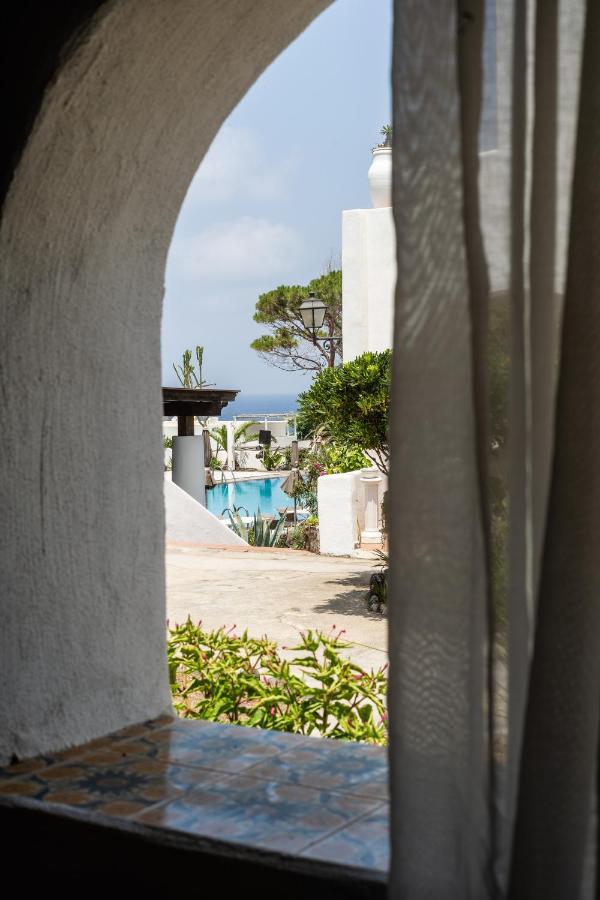 La Sciara Resort Hotel Stromboli Bagian luar foto