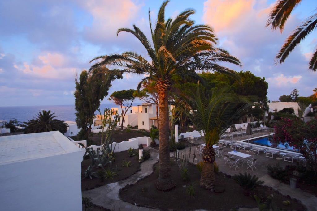 La Sciara Resort Hotel Stromboli Bagian luar foto